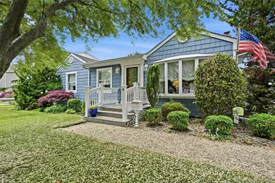 4 Bacon Lane, Babylon, NY 11702 - Photo 1