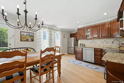 4 Bacon Lane, Babylon, NY 11702 - Photo 13