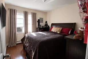 129-33 135th Pl, Ozone Park, NY 11420 - Photo 11