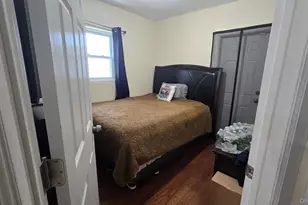 129-33 135th Pl, Ozone Park, NY 11420 - Photo 9