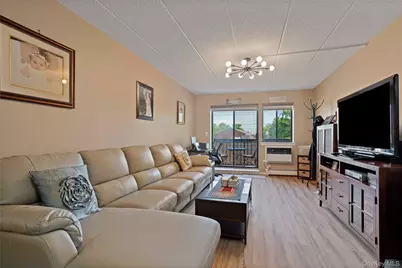 61-12 69th Street #2M, Middle Village, NY 11379 - Photo 13