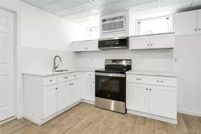 1970 E Main Street #APT 1974, Mohegan Lake, NY 10547 - Photo 7