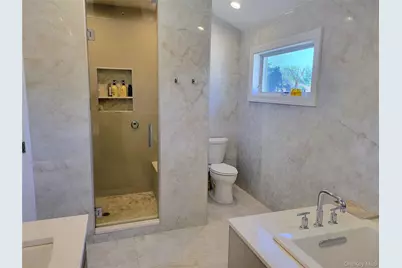 650 Prescott Place, Woodmere, NY 11581 - Photo 17