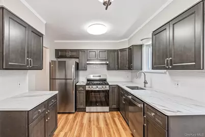 175-03 Peck Avenue #2 Floor, Fresh Meadows, NY 11365 - Photo 9