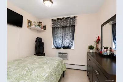 4779 White Plains Road, Bronx, NY 10470 - Photo 13