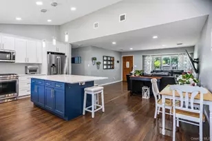 39 Tanglewood Dr, Smithtown, NY 11787 - Photo 9