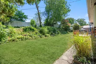 39 Tanglewood Dr, Smithtown, NY 11787 - Photo 25