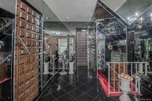 52-04 Redfield St, Douglaston, NY 11362 - Photo 5