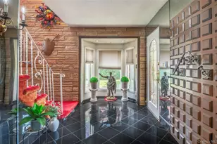 52-04 Redfield St, Douglaston, NY 11362 - Photo 3