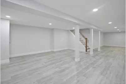 174 Warner Road, Huntington, NY 11743 - Photo 31