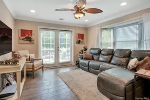 433 Hillside Ave, West Sayville, NY 11769 - Photo 21
