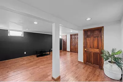 25 Harvey Lane, Ronkonkoma, NY 11779 - Photo 23