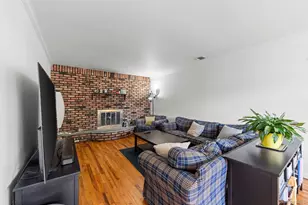 25 Harvey Ln, Ronkonkoma, NY 11779 - Photo 11