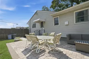 58 Highland Ave, Patchogue, NY 11772 - Photo 29