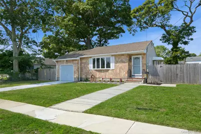 58 Highland Avenue, Patchogue, NY 11772 - Photo 3