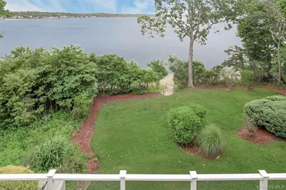 11 Bay View Drive, Hampton Bays, NY 11946 - Photo 7