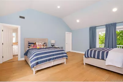 11 Bay View Drive, Hampton Bays, NY 11946 - Photo 21