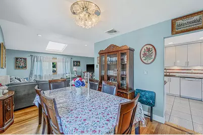 1000 Oakfield Avenue, North Bellmore, NY 11710 - Photo 13