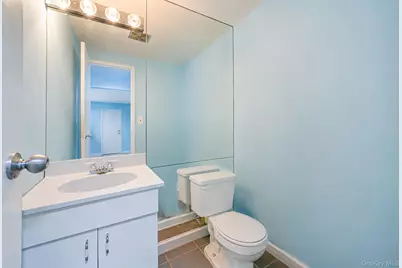 1000 Oakfield Avenue, North Bellmore, NY 11710 - Photo 21