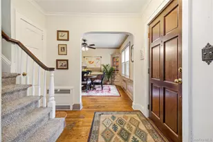 21 Maple St, Malverne, NY 11565 - Photo 3