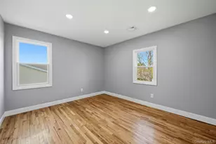 10 Curlin Ln, Saint James, NY 11780 - Photo 19
