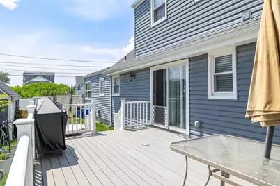 145 W Lido Prom, Lindenhurst, NY 11757 - Photo 21
