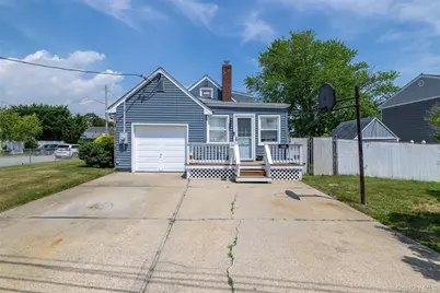 145 W Lido Prom, Lindenhurst, NY 11757 - Photo 1