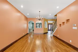 2185 Sycamore Ave, Ronkonkoma, NY 11779 - Photo 17