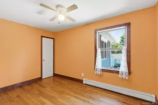 2185 Sycamore Ave, Ronkonkoma, NY 11779 - Photo 35