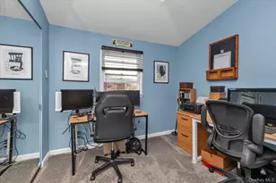 31 Sherwood Dr, East Islip, NY 11730 - Photo 13