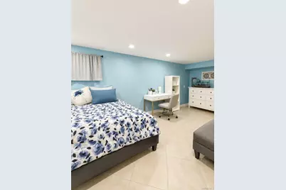 110 Roosevelt Avenue, Inwood, NY 11096 - Photo 17