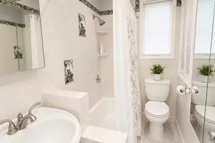 110 Roosevelt Ave, Inwood, NY 11096 - Photo 15