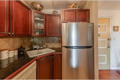 160 Academy Street #10N, Poughkeepsie, NY 12601 - Photo 9