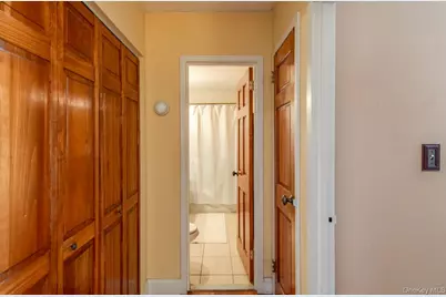 160 Academy Street #10N, Poughkeepsie, NY 12601 - Photo 17