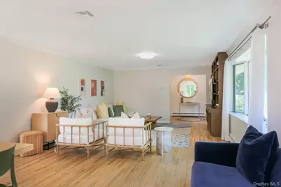 47 Oak Road, Patchogue, NY 11772 - Photo 9