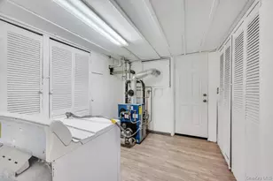 137-15 169th St, Jamaica, NY 11434 - Photo 29