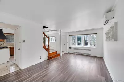 13715 169th Street, Jamaica, NY 11434 - Photo 11