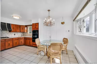 13715 169th Street, Jamaica, NY 11434 - Photo 11