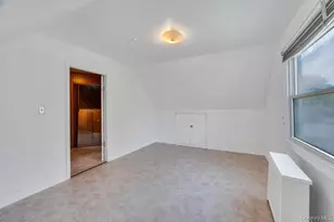 137-15 169th St, Jamaica, NY 11434 - Photo 21
