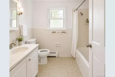 8321 Lefferts Boulevard, Kew Gardens, NY 11415 - Photo 9