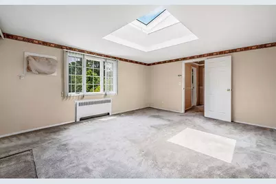 108 Ketewamoke Avenue, Babylon, NY 11702 - Photo 19