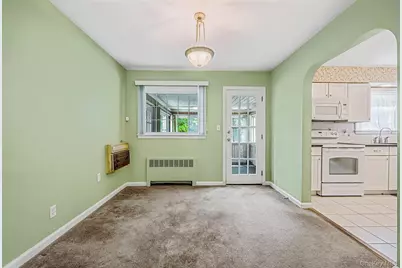 108 Ketewamoke Avenue, Babylon, NY 11702 - Photo 9