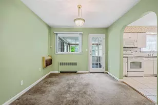 108 Ketewamoke Ave, Babylon, NY 11702 - Photo 9