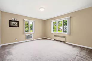 108 Ketewamoke Ave, Babylon, NY 11702 - Photo 15
