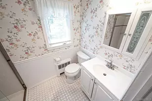 108 Ketewamoke Ave, Babylon, NY 11702 - Photo 27