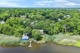90 Shore Dr, Mastic Beach, NY 11951 - Photo 21