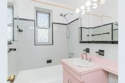 2711 Henry Hudson Parkway #6D, Bronx, NY 10463 - Photo 11