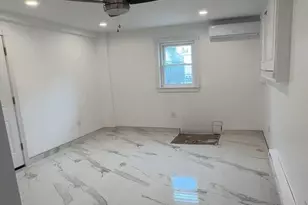 730 E 217th St, Bronx, NY 10467 - Photo 9