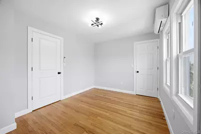 107 E Saint Marks Place, Valley Stream, NY 11580 - Photo 13