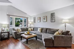 90 W 14th St, Deer Park, NY 11729 - Photo 5